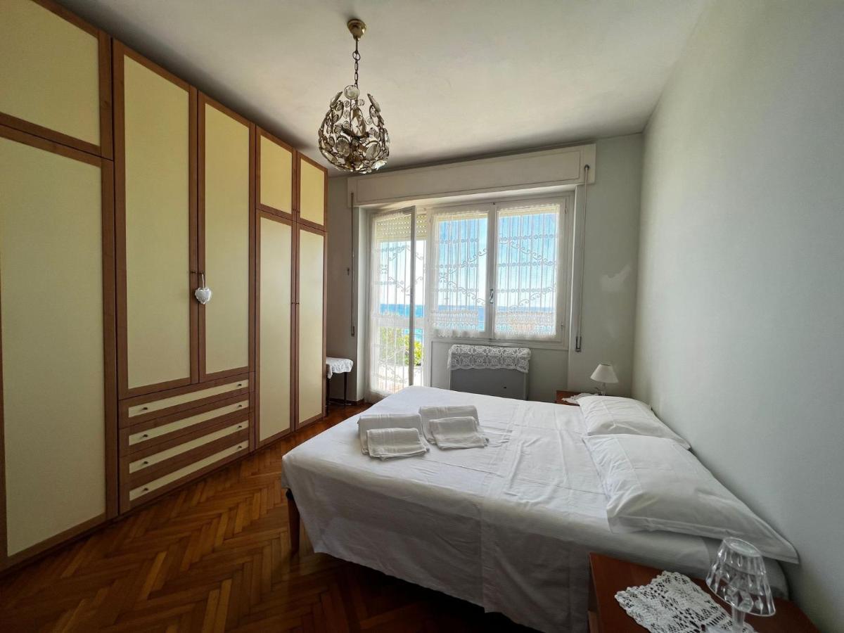 Suite A 2 Passi Dalla Spiaggia - オスペダレッティ エクステリア 写真